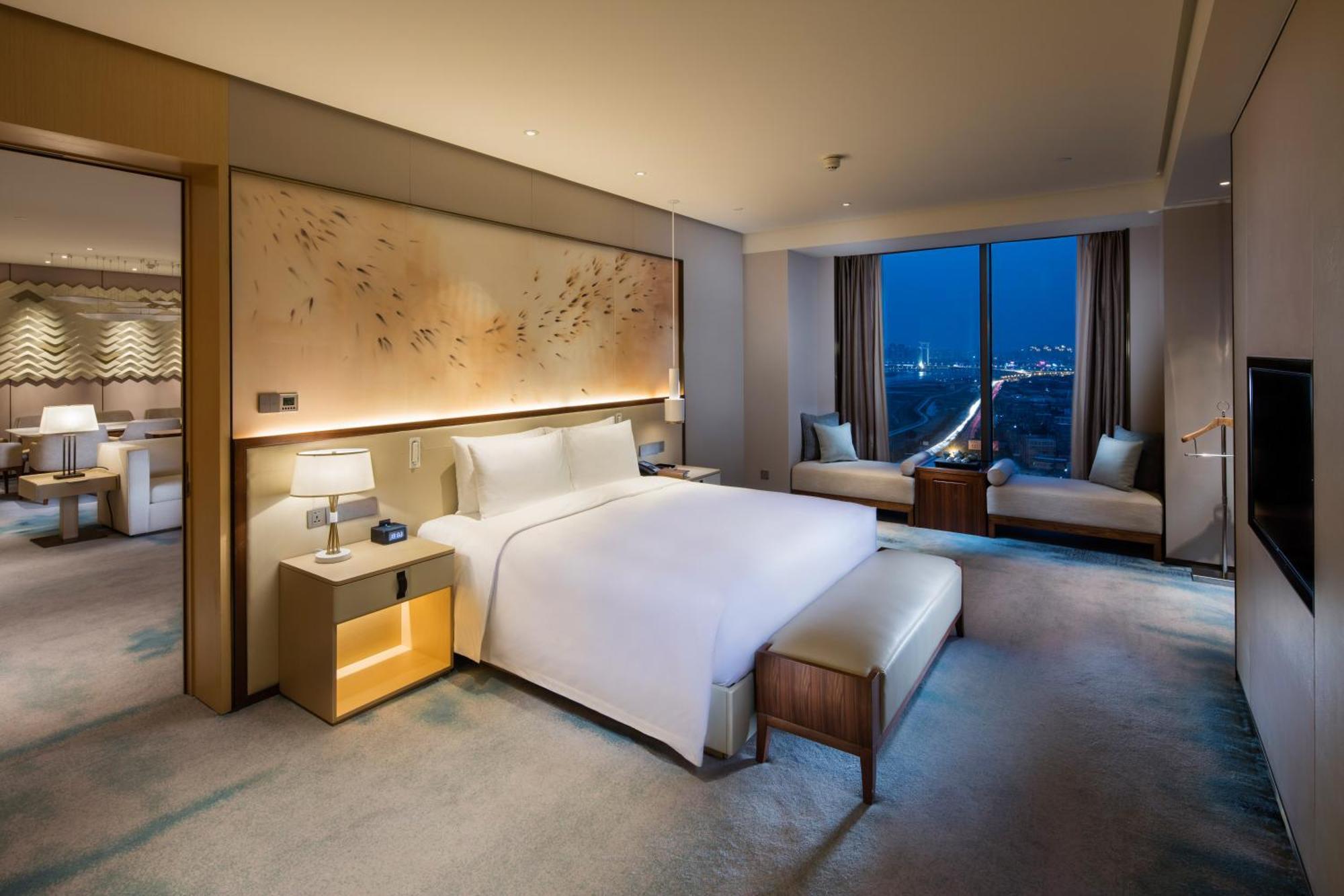 Отель Hilton Quanzhou Riverside Экстерьер фото