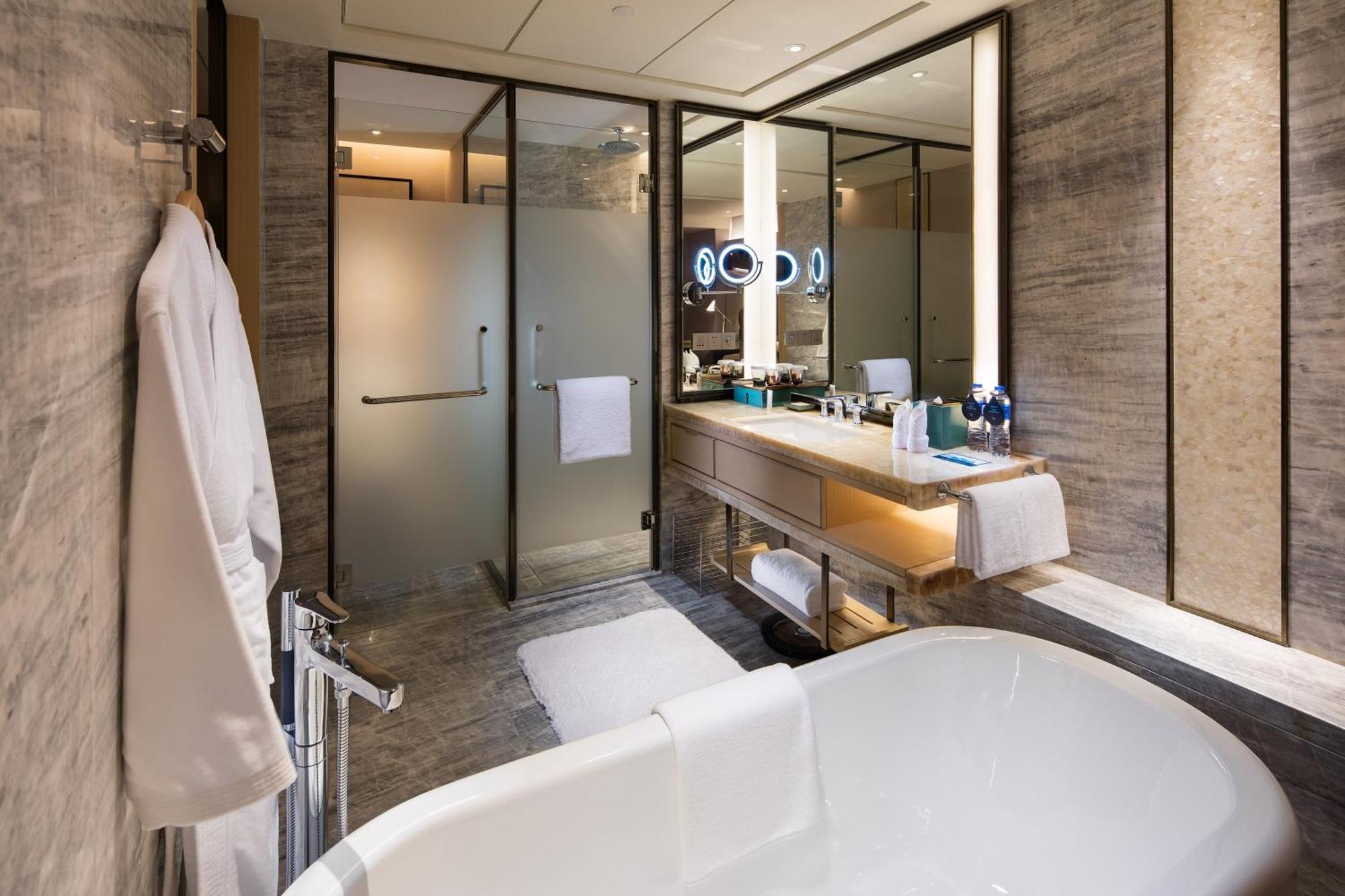 Hilton Quanzhou Riverside Экстерьер фото