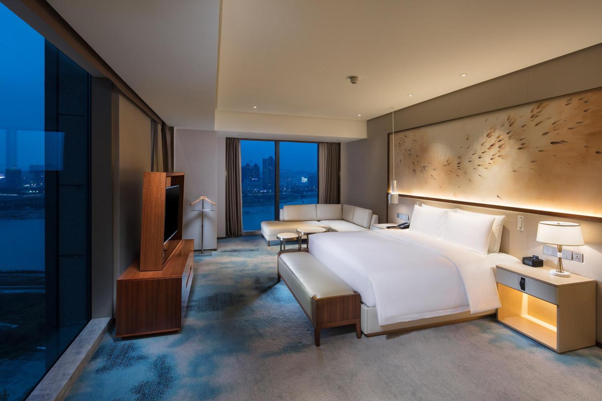 Hilton Quanzhou Riverside Экстерьер фото